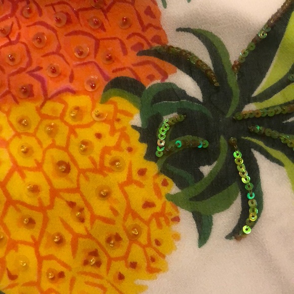 Cute embellished top in large by French designer - Picture 4 of 4